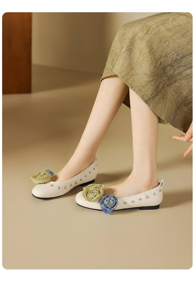 Cameido Women's Eco-Friendly PU Casual Shoes - Square Toe, 1CM Heel, Non-Slip Rubber Sole - Silver & Beige_voghion.com