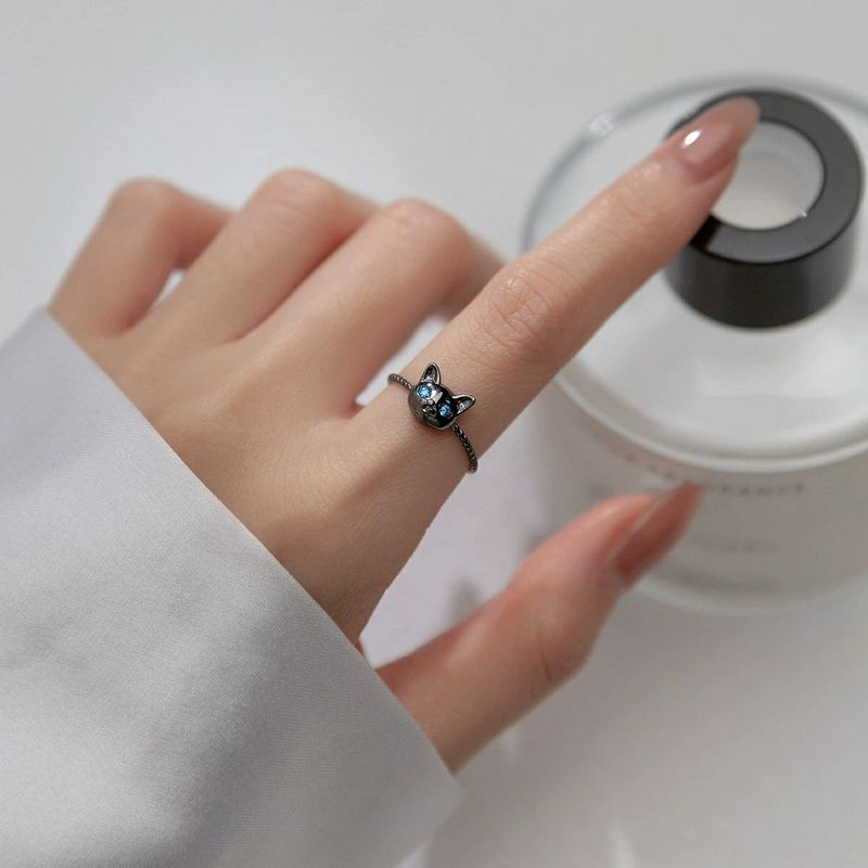 Neue einfache elegante süße süße kleine Katze für Frauen frische koreanische Mode blau Diamant Twist Linie Ring_voghion.com