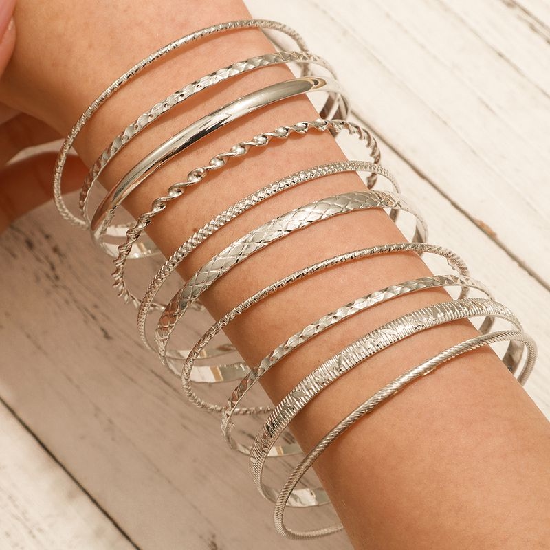 Conjunto de pulseiras de metal boêmio empilháveis, retrô, exagerado, mix and match, pulseira de coração vazado, joia_voghion.com