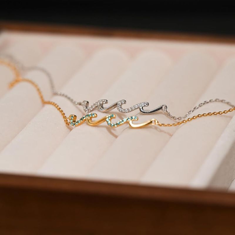 Bracciale in argento sterling S925 con linee ondulate e diamanti, gioielli semplici per le mani femminili_voghion.com
