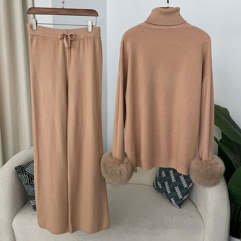 Ensemble en tricot avec poignets en fourrure de renard pour femme – Pull ample à col montant et pantalon large pour l'automne/hiver_voghion.com