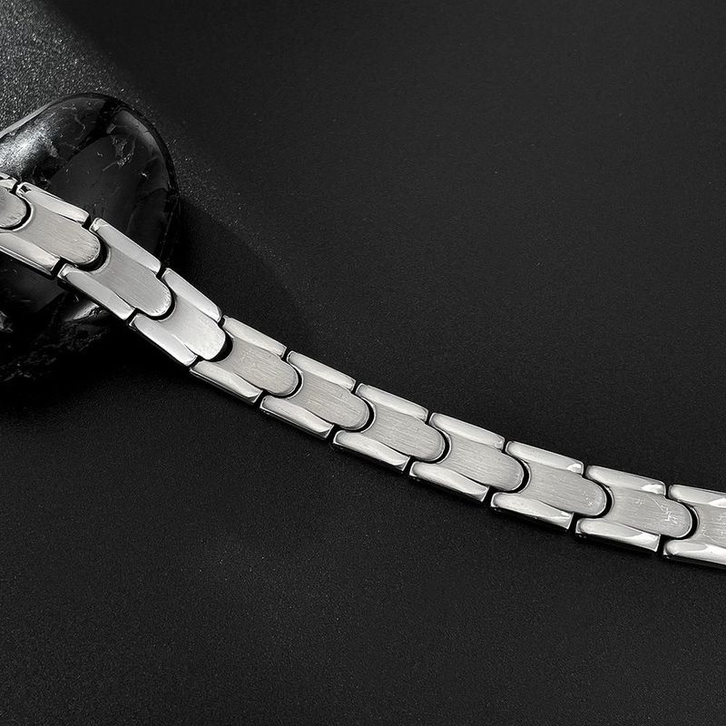 Nuovo bracciale in acciaio inossidabile con design versatile e unico di nicchia per uomo, gioielli in titanio INS Fashion_voghion.com