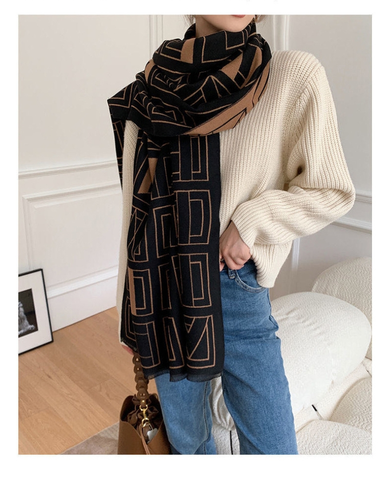Light Luxury Leisure Simple Women Classic Alphabet Cold Protection Warm Autumn and Winter 2023 Faux Cashmere Scarf_voghion.com