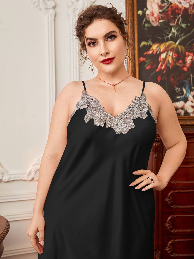 Plus-size pajama slip dress, thin and fashionable lace-trimmed nightgown, long silk-like casual loungewear._voghion.com