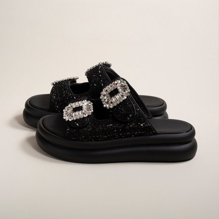 Petites chaussures de plage décontractées à semelle épaisse et parfumées pour femmes, nouvelle collection été 2024, avec boucle carrée et diamant d'eau_voghion.com