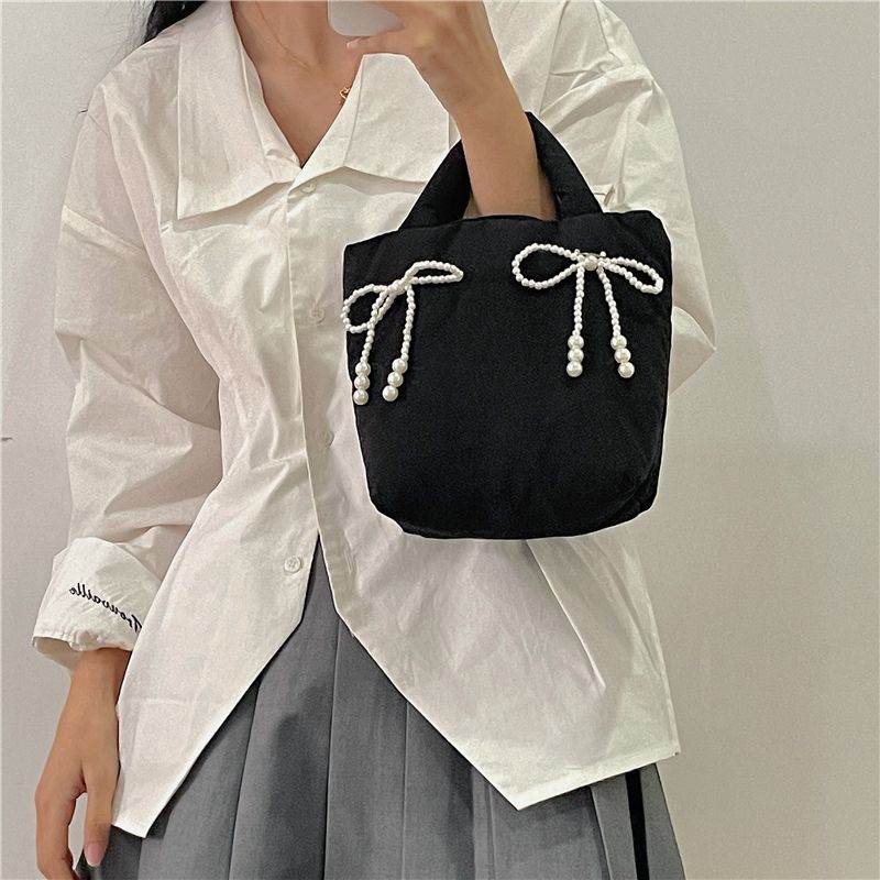 Nischendesign Feeling Bow Damen Perle 2024 Neue handliche, mit Baumwolle gefüllte kleine Umhängetasche mit einer Schulter_voghion.com