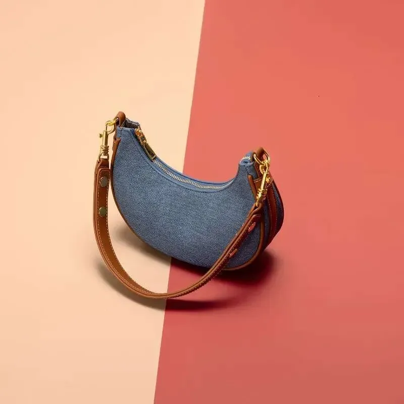 Mode Ral Print Dnim Half Moon Hobo Bag 2024 Summr Trnd Dsign Umhängetaschen für Frauen Fmal Commutr Handtasche_voghion.com