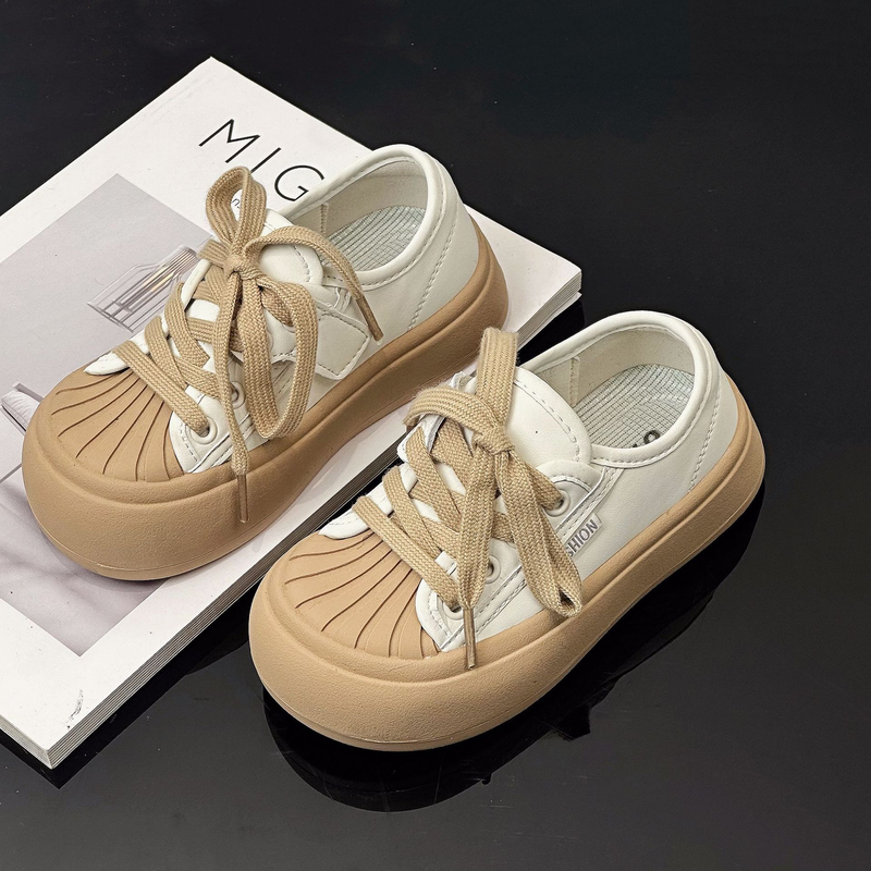 2024 Scarpe casual con testa a conchiglia alla moda in edizione coreana bianca per bambini nuovi della primavera 2024 per ragazzi e ragazze_voghion.com