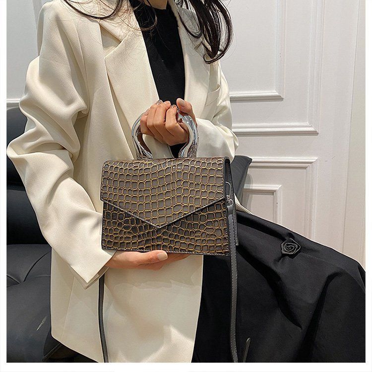 Advanced Crocodile Pattern for Women 2024 New Fashionable and Versatile Crossbody Bag, Stylish Handheld Small Square Bag_voghion.com
