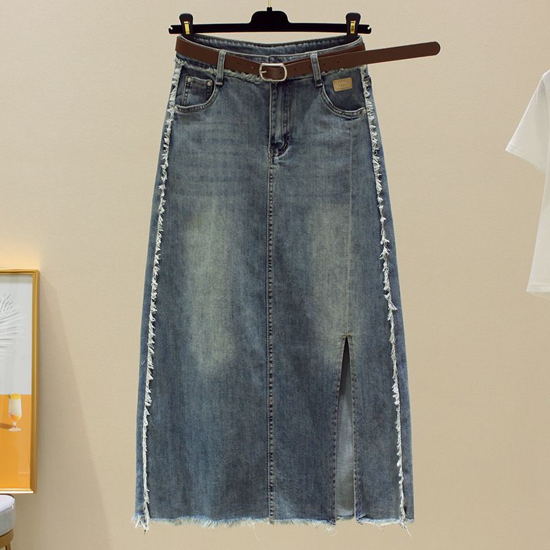 Roupas femininas nova camiseta de manga curta com laço frisado e saia jeans com borda crua dividida_voghion.com