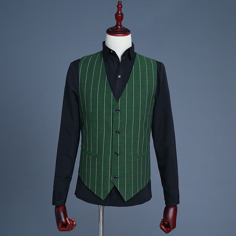 CT Men's Green Plaid Groom Groomsman Suit Double-Breasted Performance Tuxedo Host Emcee Photo Studio Theme_voghion.com