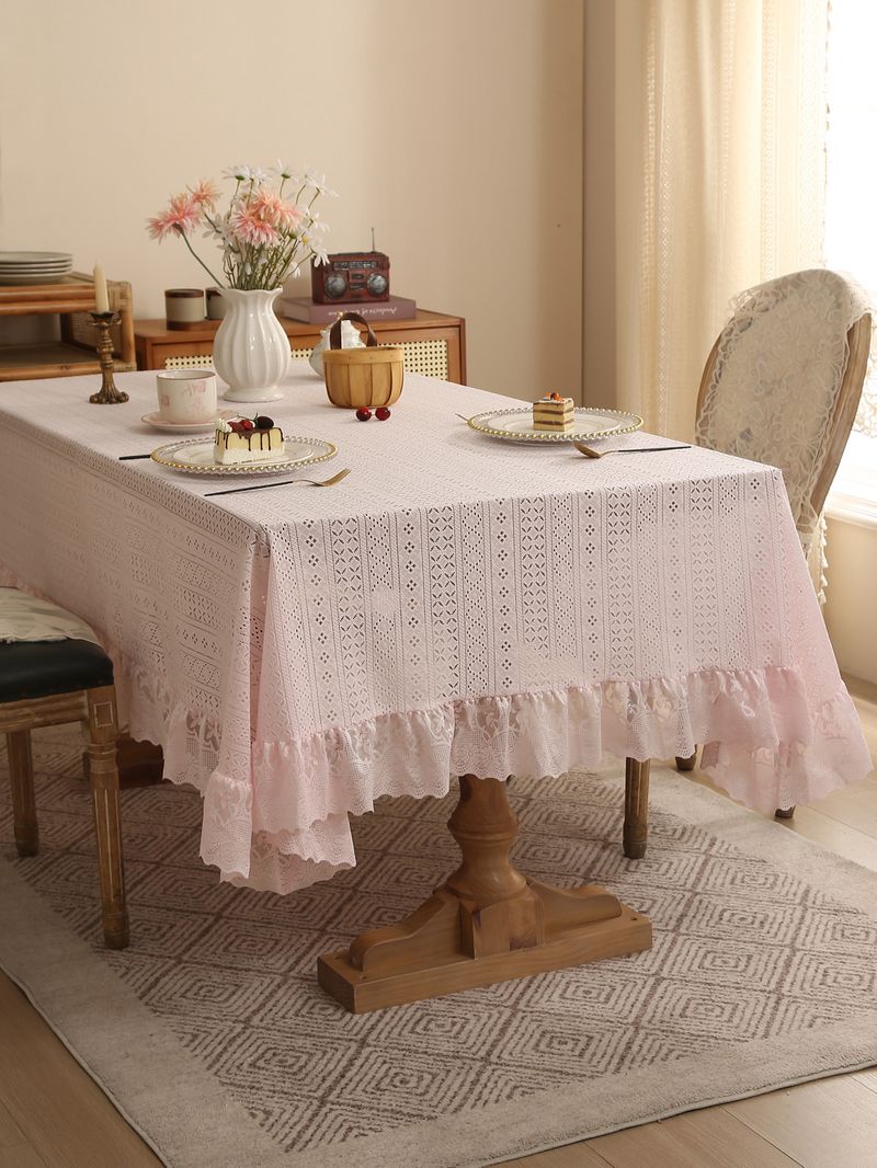 Nappe à pois avec bordure en dentelle – Housse rectangulaire en polyester de qualité supérieure pour tables à manger et tables basses (5 tailles, 5 couleurs, antidérapante et anti-poussière)_voghion.com