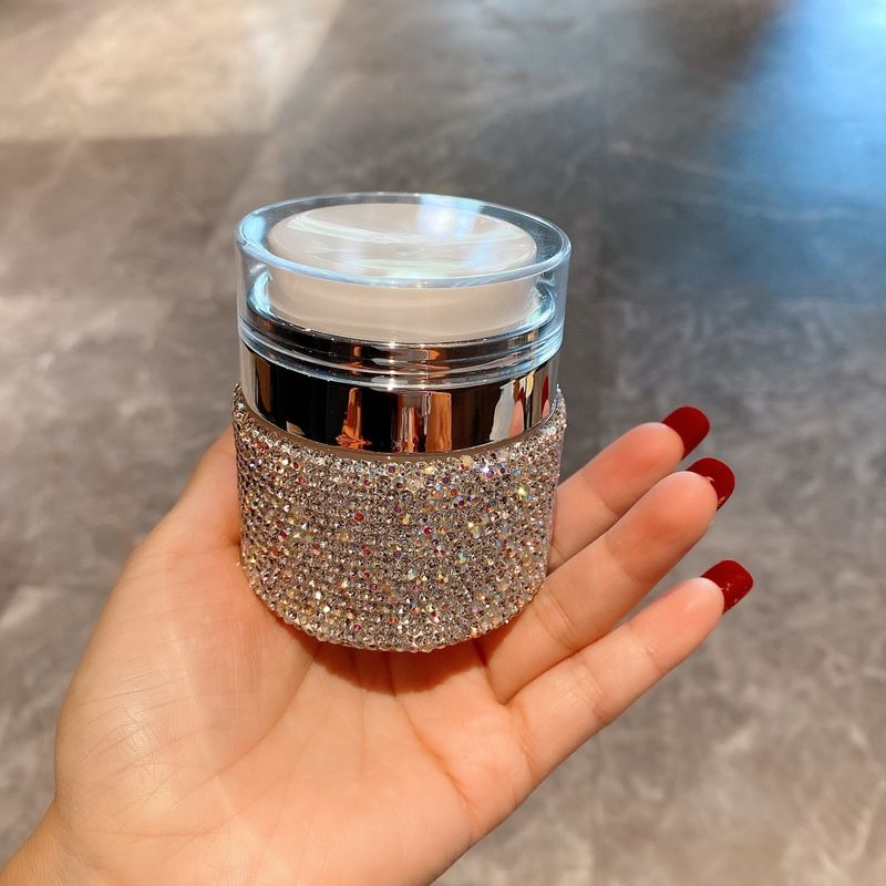 50 ml Airless pompfles voor crèmes en serums – luxe navulbare cosmetische container met diamantaccent (lekvrij, reisvriendelijk)_voghion.com