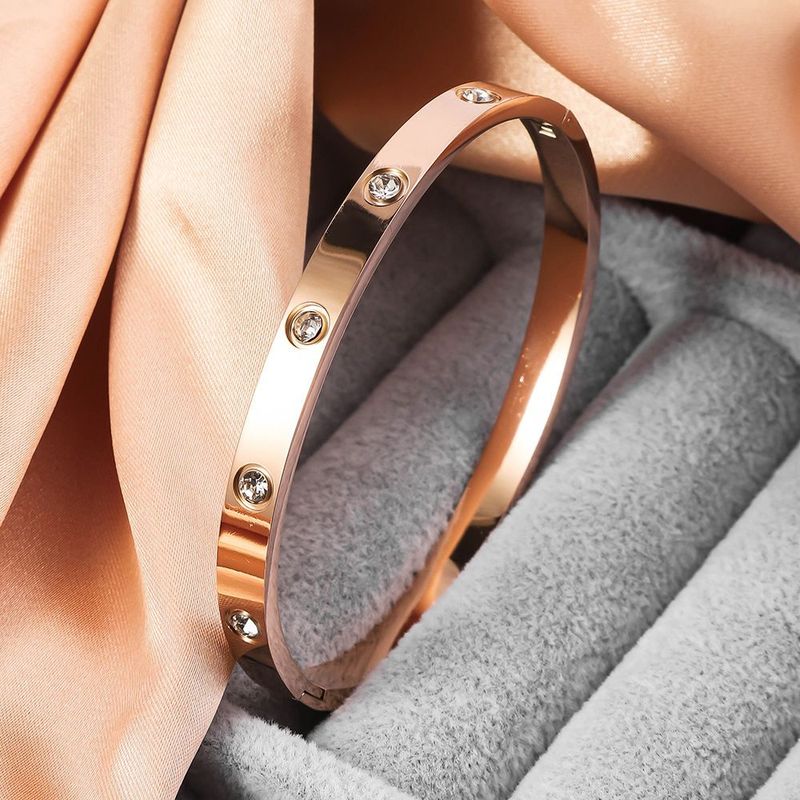 【 】 High-End Damen Roségold Titanstahl Handring Internet Promi Liicht Luxus Exquisite Ins Nische Net Verblaszt_voghion.com