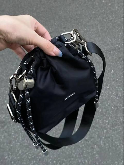 Borsa di lusso firmata Sac Bandouillere Femme Borsa da donna 2023 Trend Mini Borsa a tracolla Borsa a tracolla Borsa firmata_voghion.com