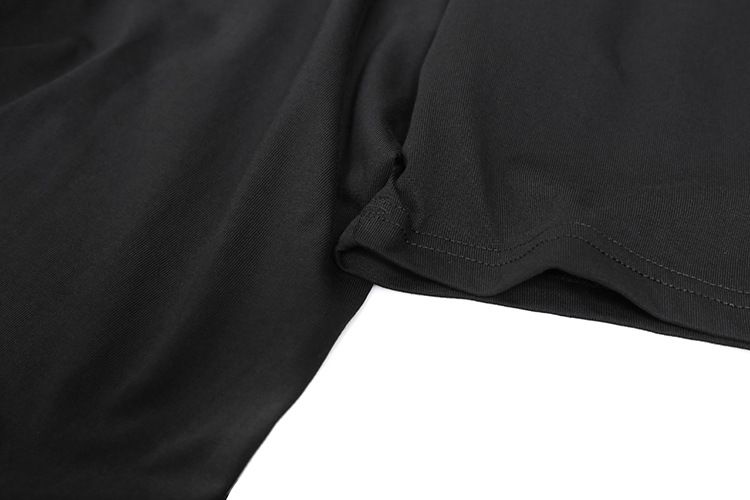 Męska koszulka z naszywką, luźna, z pięciopunktowym rękawem_voghion.com