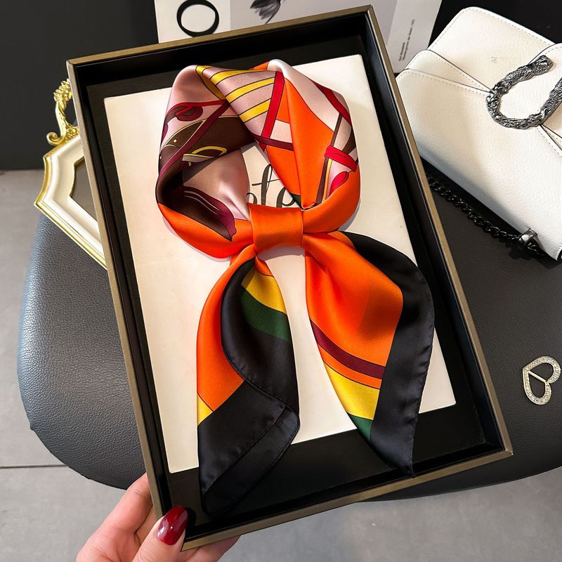 Nieuwe gestreepte simulatie zijden kleine minimalistische en modieuze professionele vierkante sjaal high-end matching_voghion.com