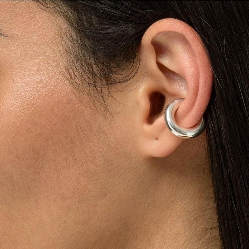 Designers nischade sterling silverring guld öronklämma kall vind enkel metall för män och kvinnor trendiga örhängen alla matchande örhängen_voghion.com