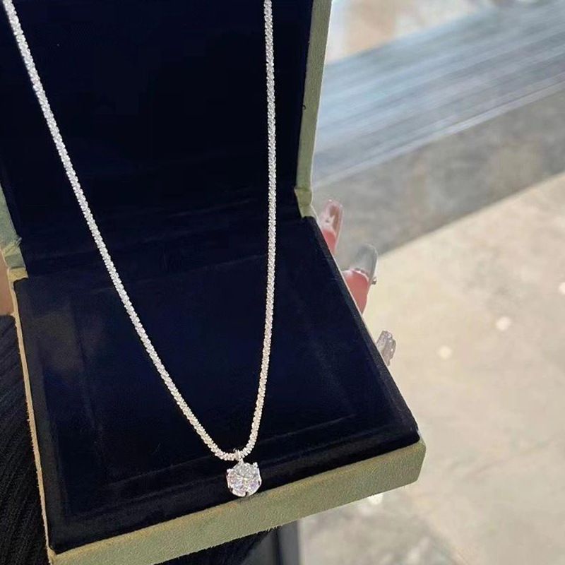 Französische Retro-Halskette mit olivweißem Diamant-Mini-Anhänger, Sternenhimmel-Halskette für Damen, Ins-Nische, funkelnde Halskette für Damen_voghion.com