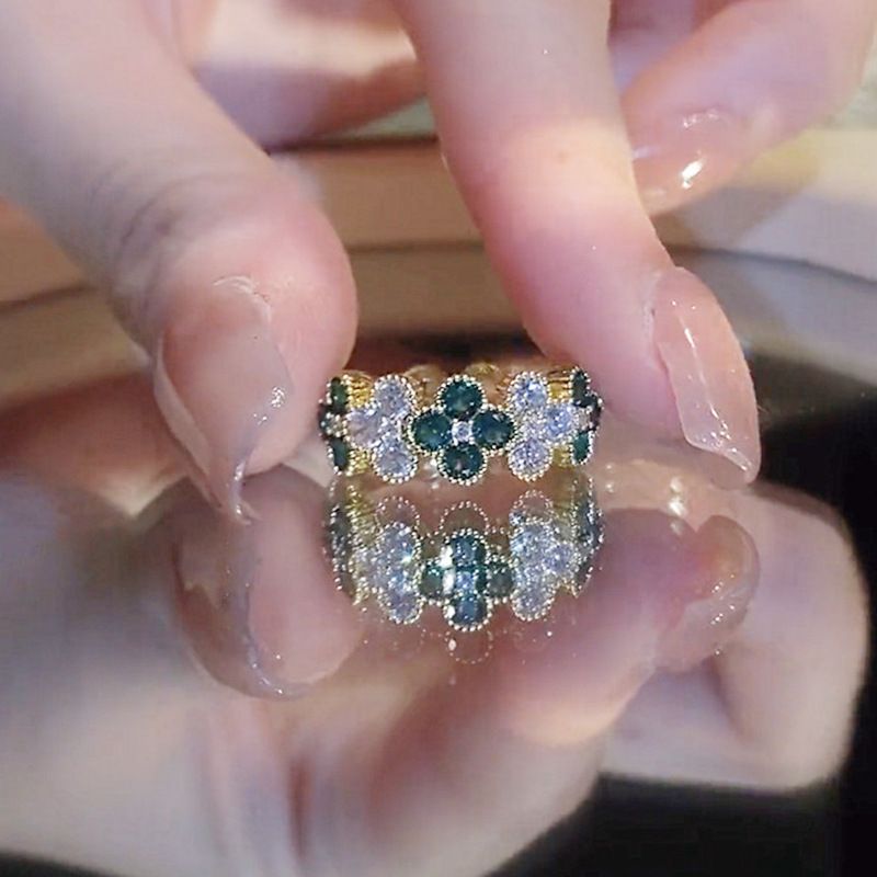 Olivgrüner Zirkonring im französischen Hofstil – Elegantes, luxuriöses, offenes Design für Damen_voghion.com