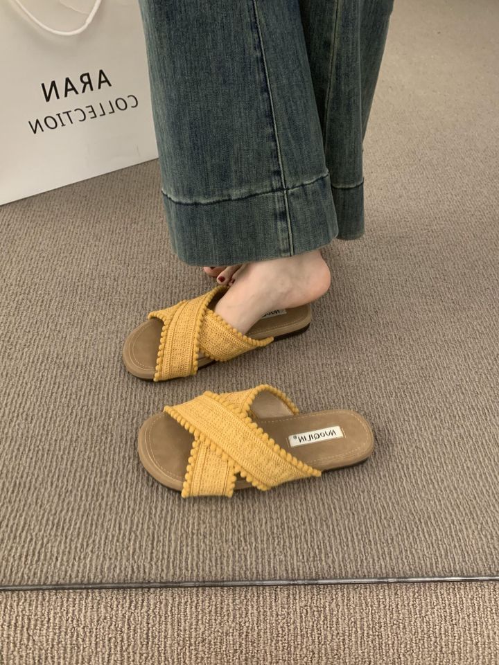 Kreuz im ethnischen Stil mit flachen Hausschuhen für Damen im Sommer im Freien Sandalen im Bohemian-Stil für den Urlaub und den lässigen Strand_voghion.com