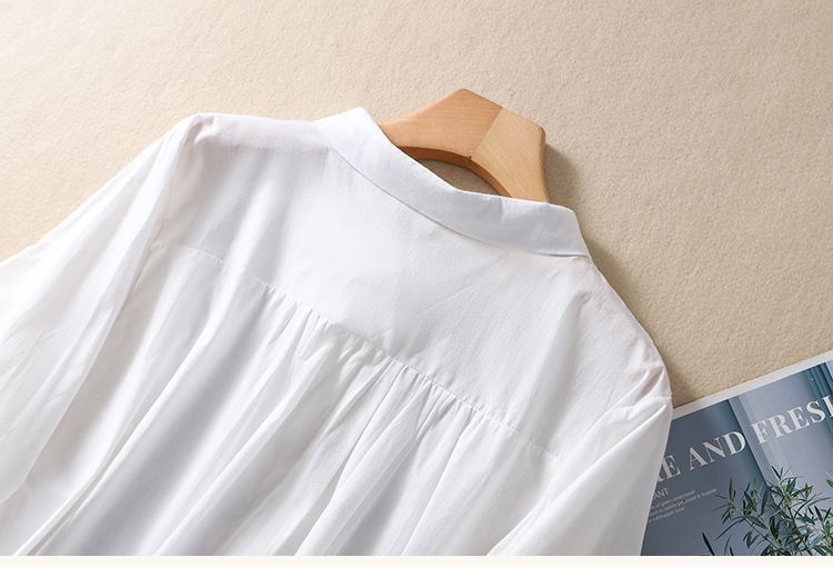 Camicetta vintage da donna in lino e cotone con maniche a sette quarti, con fiori ricamati_voghion.com