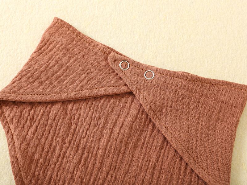 Ubranka dla dzieci Dwuwarstwowy śliniaczek z gazy dla niemowląt Chusteczka do nosa dla dzieci Śliniaczek dla noworodków Trójkątny szalik Krepa Serwetka obiadowa_voghion.com