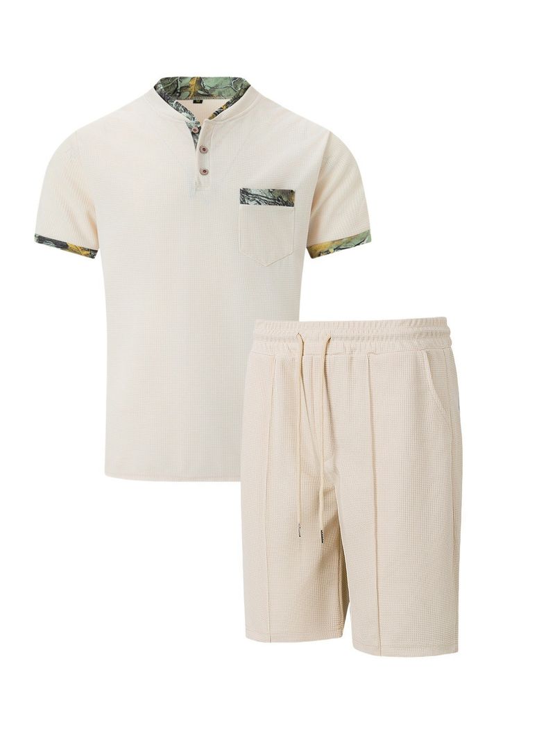 Roupas masculinas com gola alta e waffle, shorts de manga curta combinando com a cor, terno casual_voghion.com