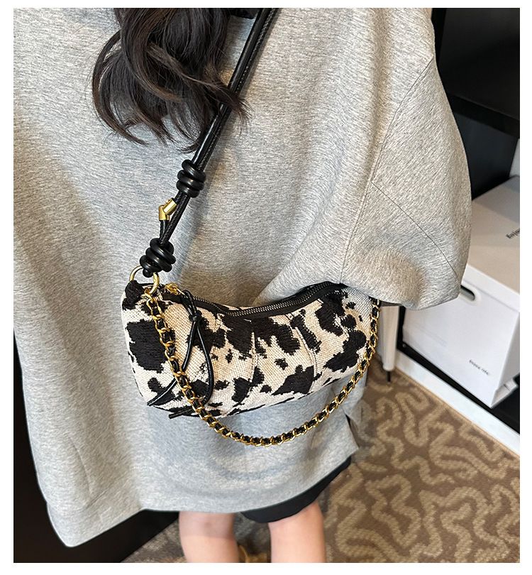 Designer Tasche Croissant Taschen Frauen Schultertaschen Geldbörse Luxus Einkaufstasche Unterarm Handtasche Subaxillary Metall Kette Ba_voghion.com