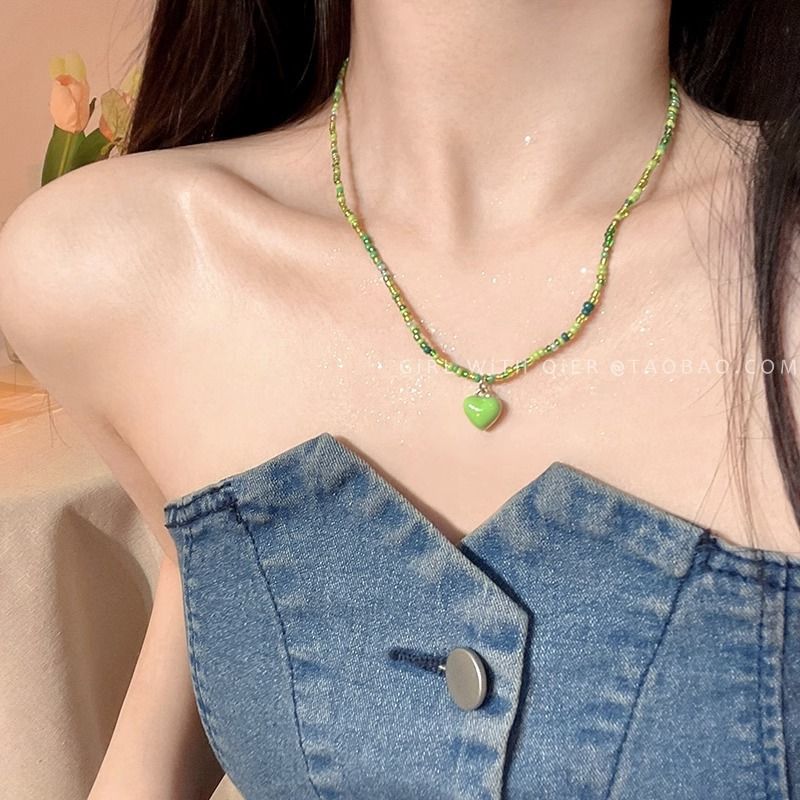 Dopaminfarbene Perlen-Liebeskette für Frauen im Sommer, frisch und exklusiv, lila Halskette, süße Schlüsselbeinkette_voghion.com
