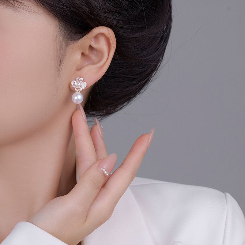 Ohrringe Damen Goldene Edelsteinperlenohrringe S Silbernadel Mode Einfache Eingelegte Diamantblume Perlennische Leichtes Luxusdesign Sanfte Vielseitige Ohrringe_voghion.com