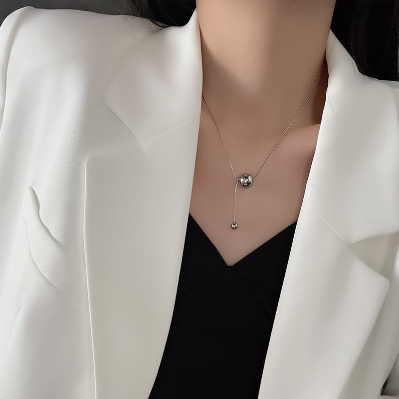 Collana con perline geometriche 3D Dongdaemun coreana per donna, in acciaio al titanio corto, ad alta conservazione del colore, semplice e versatile._voghion.com