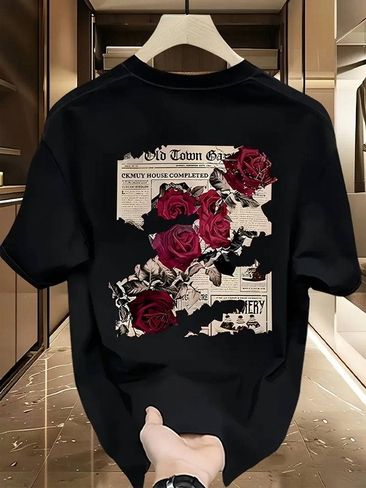 Maglietta a maniche corte da uomo in cotone 240 g con stampa grafica "Old Town" - Design con stampa di rose rosse e giornali vintage, comoda e casual estiva._voghion.com