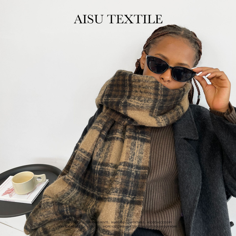 Weicher, mohairähnlicher, karierter Schal – warmer Winterschal für Damen (47 x 230 cm, kariertes Design, leicht und gemütlich, vielseitiges Styling)_voghion.com