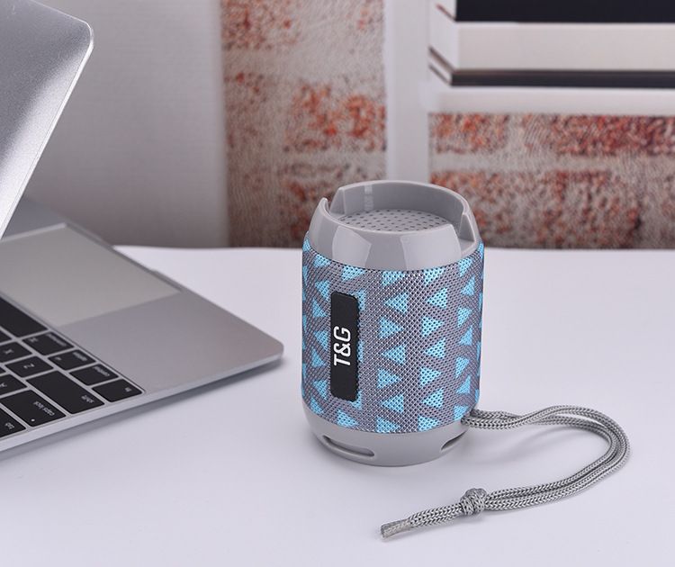 TG129C Bluetooth skaļrunis TWS mobilā tālruņa statīvs āra rokas portatīvās kartes ievietošanai basu dāvanu skaņas sistēma_voghion.com