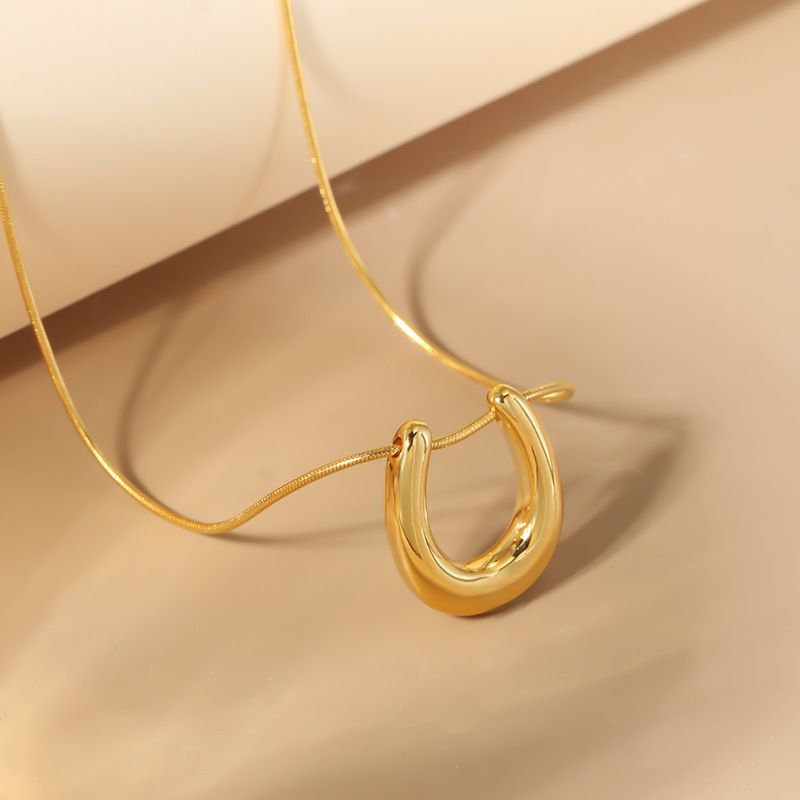 Collana lunga con catena a serpente con ciondolo a forma di U in argento S Sterg_voghion.com