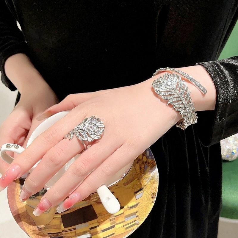 Designer's Alloy Sweetheart Feather Water Drop Gem Bracelet Star River Shining Teardrop Feather Zircon Ring Set_voghion.com