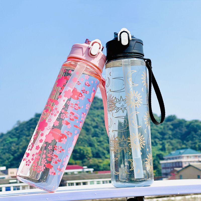 Tazza di plastica portatile con sollevamento a fune e coperchio a molla, bollitore orizzontale con cannuccia di aspetto elevato, tazza pratica_voghion.com
