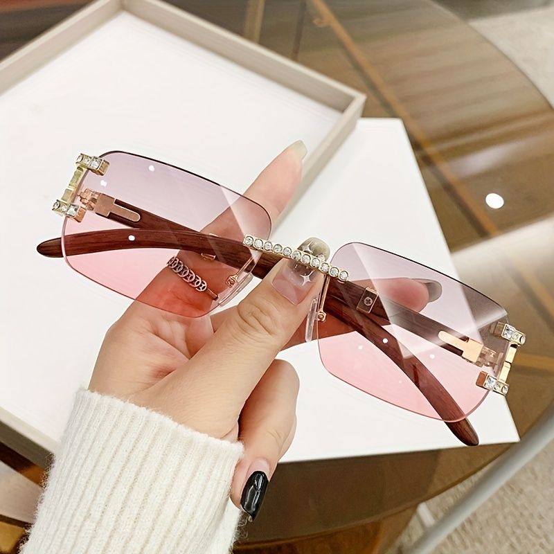 Rectangular rimless sunglasses for women with shiny rhinestones and gradient effect_voghion.com