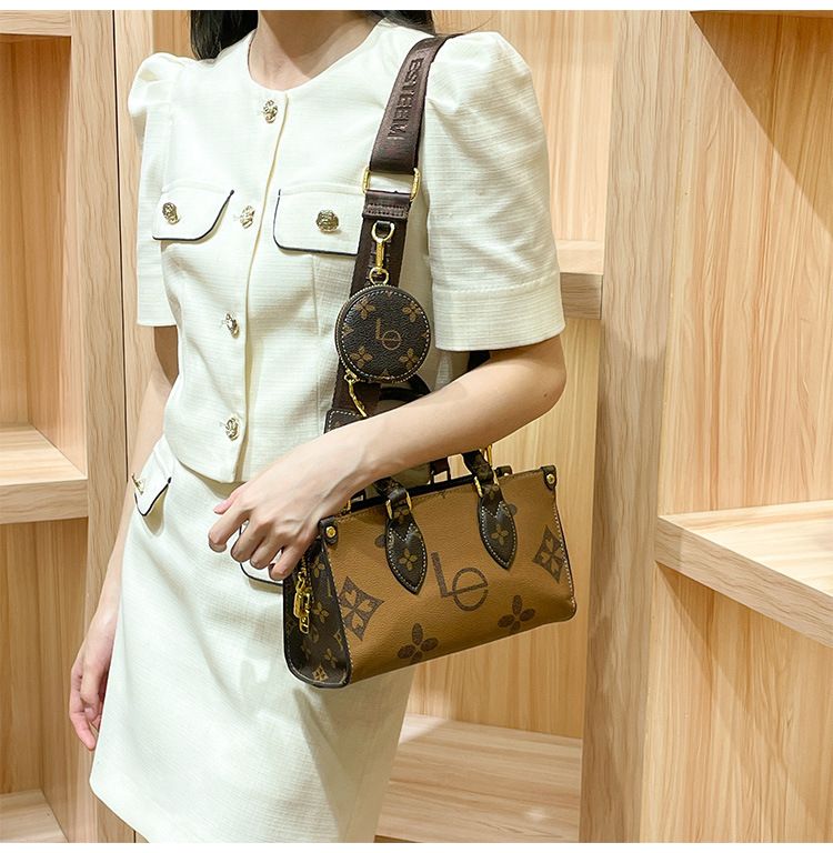 Vintage Floral Print Crossbody Bag For Women - Stylish Small Shoulder Bag With Adjustable Strap, Compact Boston Design, Elegant Pillow Shape_voghion.com