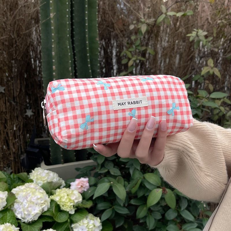 Begge Checkered Bow Makeup Bag - Large Capacity & Cute (Stylish Cosmetic Pouch For Girls)_voghion.com