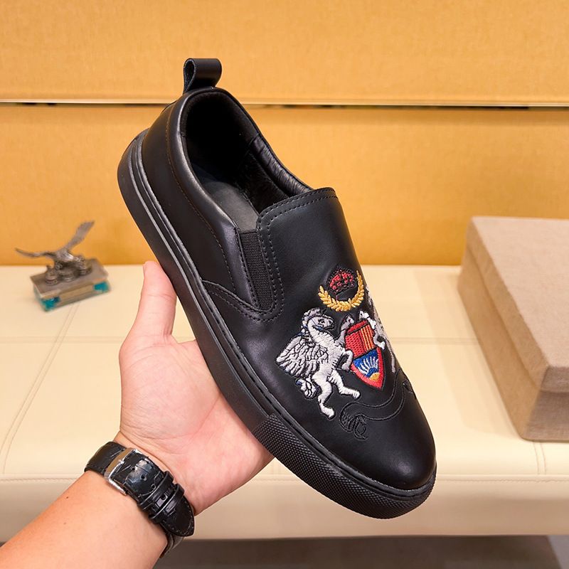 Mocassini ricamati di marca di lusso di alta gamma per uomo, scarpe casual estive alla moda, traspiranti, con suola morbida, nere_voghion.com