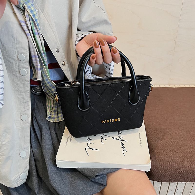 Borsa a mano in pelle scamosciata di nicchia in stile coreano, nuova moda 2025, per donna, borsa a secchiello trapuntata alla moda, borsa a tracolla_voghion.com