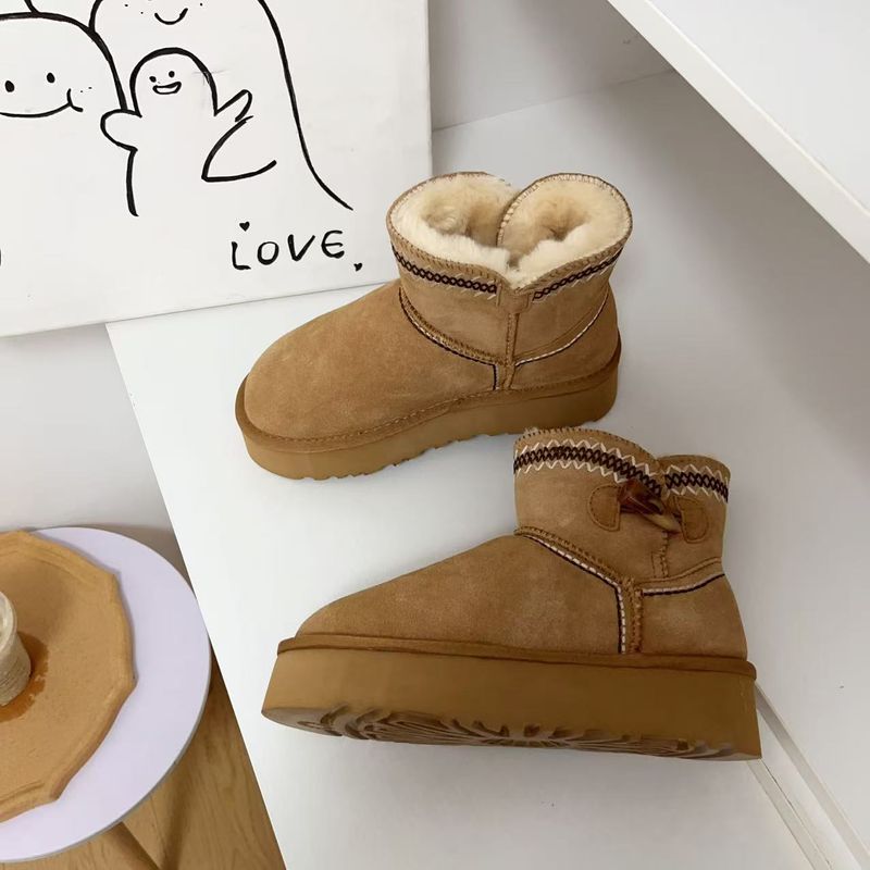 Winter New Short Boots Cowhide Snow Boots Women's Shoes Cow Horn Button Embroidery Thick Sole Warm And Non Slip Thick Snow Boots_voghion.com