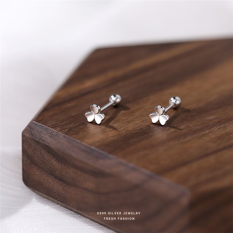 Orecchino a forma di vite a trifoglio in argento S999, lusso leggero, semplice e di nicchia, design di alta qualità, stile celebrità di Internet_voghion.com