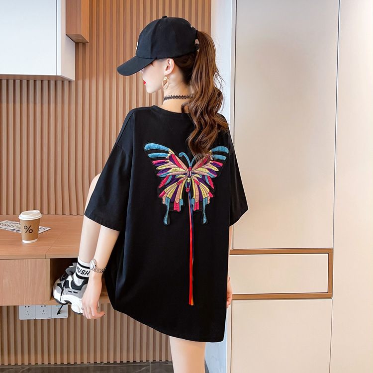 Maglietta a maniche corte con ricamo rosso da donna, versione coreana, stile lungo_voghion.com