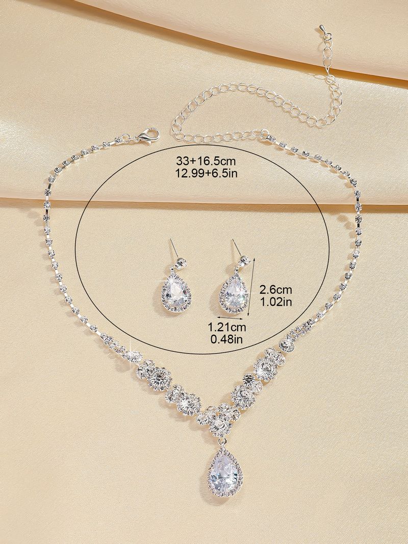 halsbandsset örhänge smyckesset bankettklänningsset halsband moderiktigt brudsmycken_voghion.com