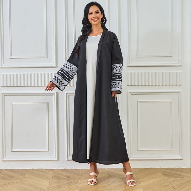 Sieviešu apģērbs Abaya Tuvo Austrumu musulmaņu modes elegants kardigans izšūta kleita sieviešu halāts_voghion.com
