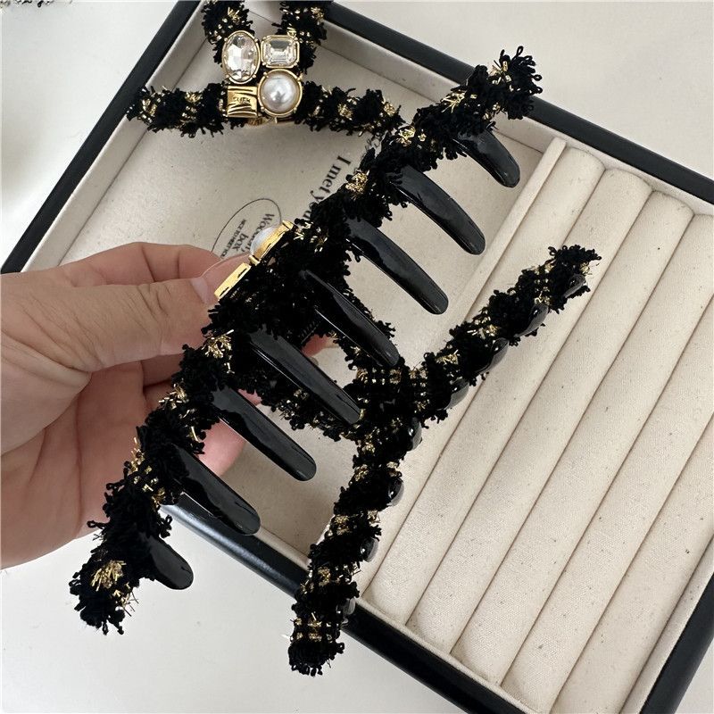 Koreanischen stil kleine duft perlen clip frauen kurze haar zurück kopf haarnadel Tschechische diamant high-end-textur haar clip shark clip_voghion.com