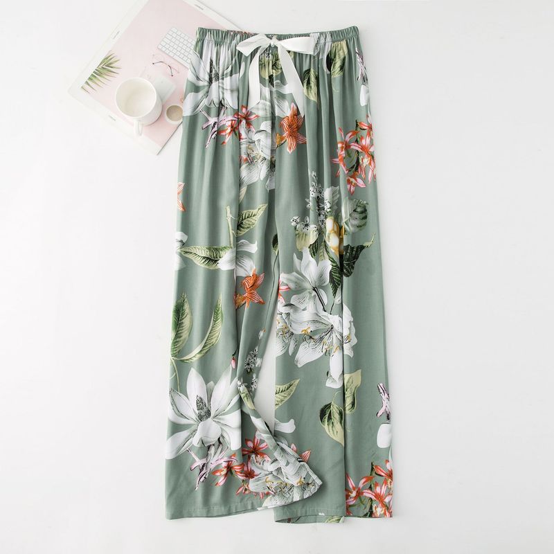 Women's Sleepwears Large size pants thin pregnant women can wear shorts on the beach_voghion.com